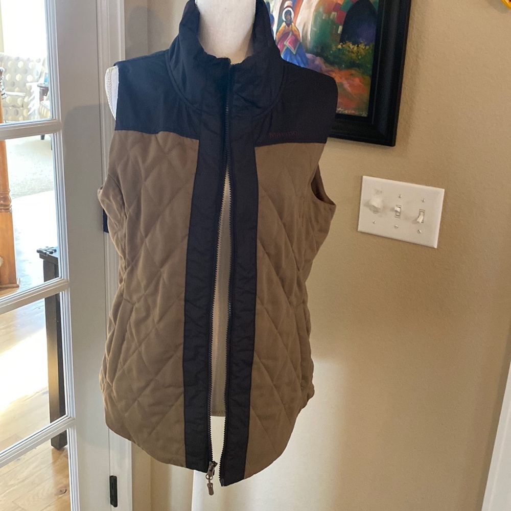 Marmot vest